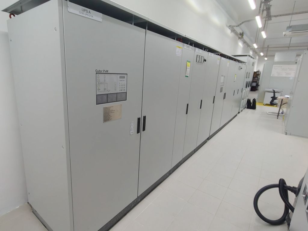 UPS Panel 1